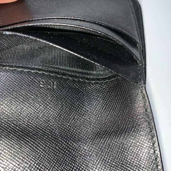 💥AUTHENTIC💥 Prada Saffiano Leather Compact Wallet Black - Picture 10 of 10